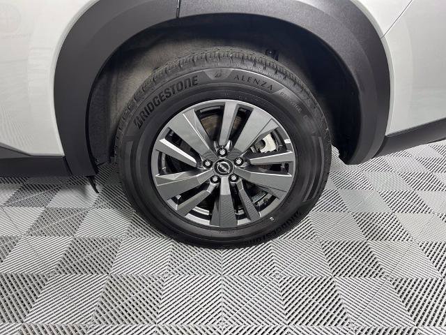Used 2024 Nissan Pathfinder SV AWD/4WD image 20