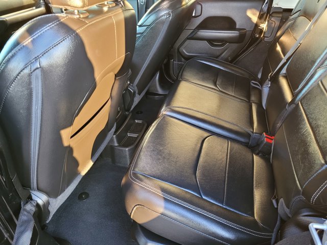 Used 2023 Jeep Wrangler Unlimited Sahara image 11