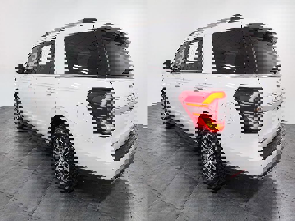 Certified 2024 Ford Expedition Limited image 2