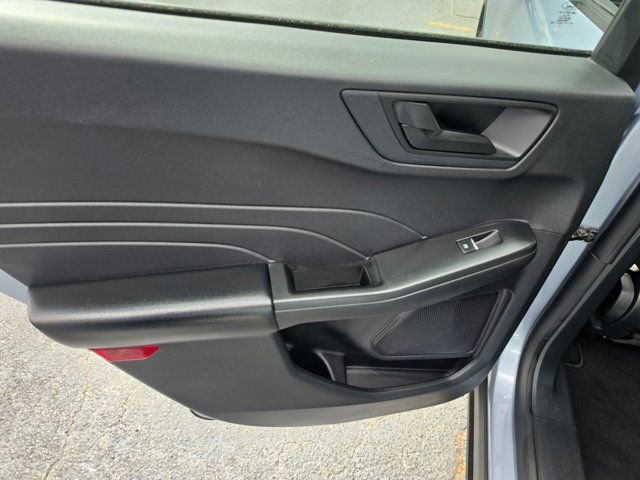 Certified 2022 Ford Escape S image 12