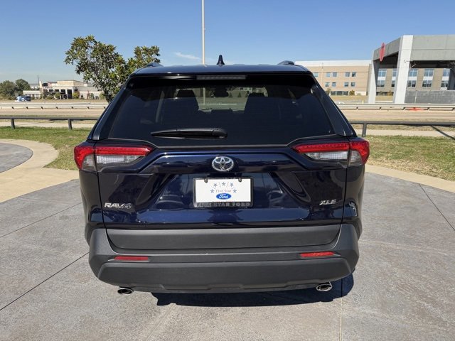 Used 2025 Toyota RAV4 XLE Premium image 2