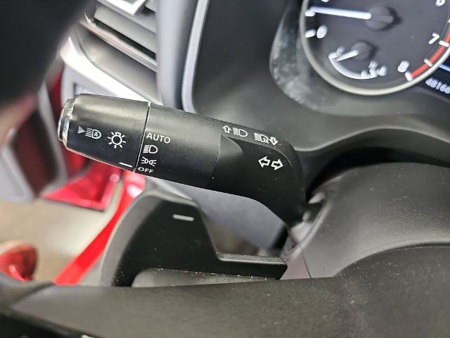 Used 2022 Nissan Rogue SV AWD/4WD image 23