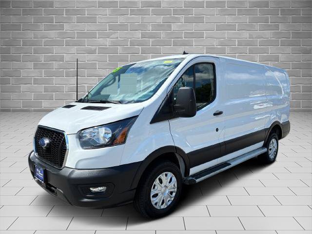 Certified 2025 Ford Transit 250 Low Roof w/ Exterior Upgrade Package RWD image 14