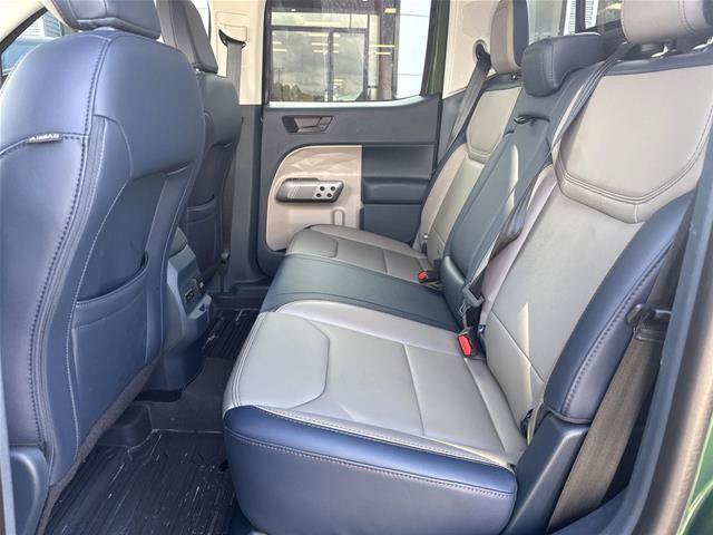 Certified 2025 Ford Maverick Lariat w/ 4K Tow Package AWD/4WD image 5