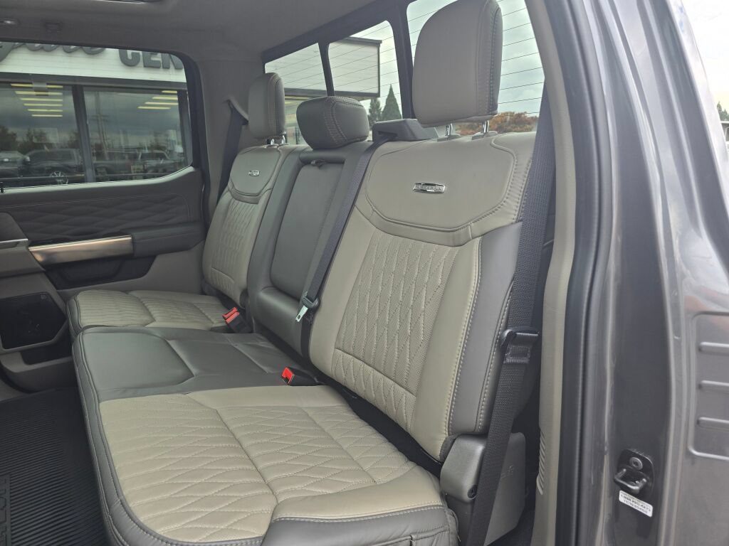 Certified 2025 Ford F350 Platinum w/ Platinum Plus Package AWD/4WD image 18