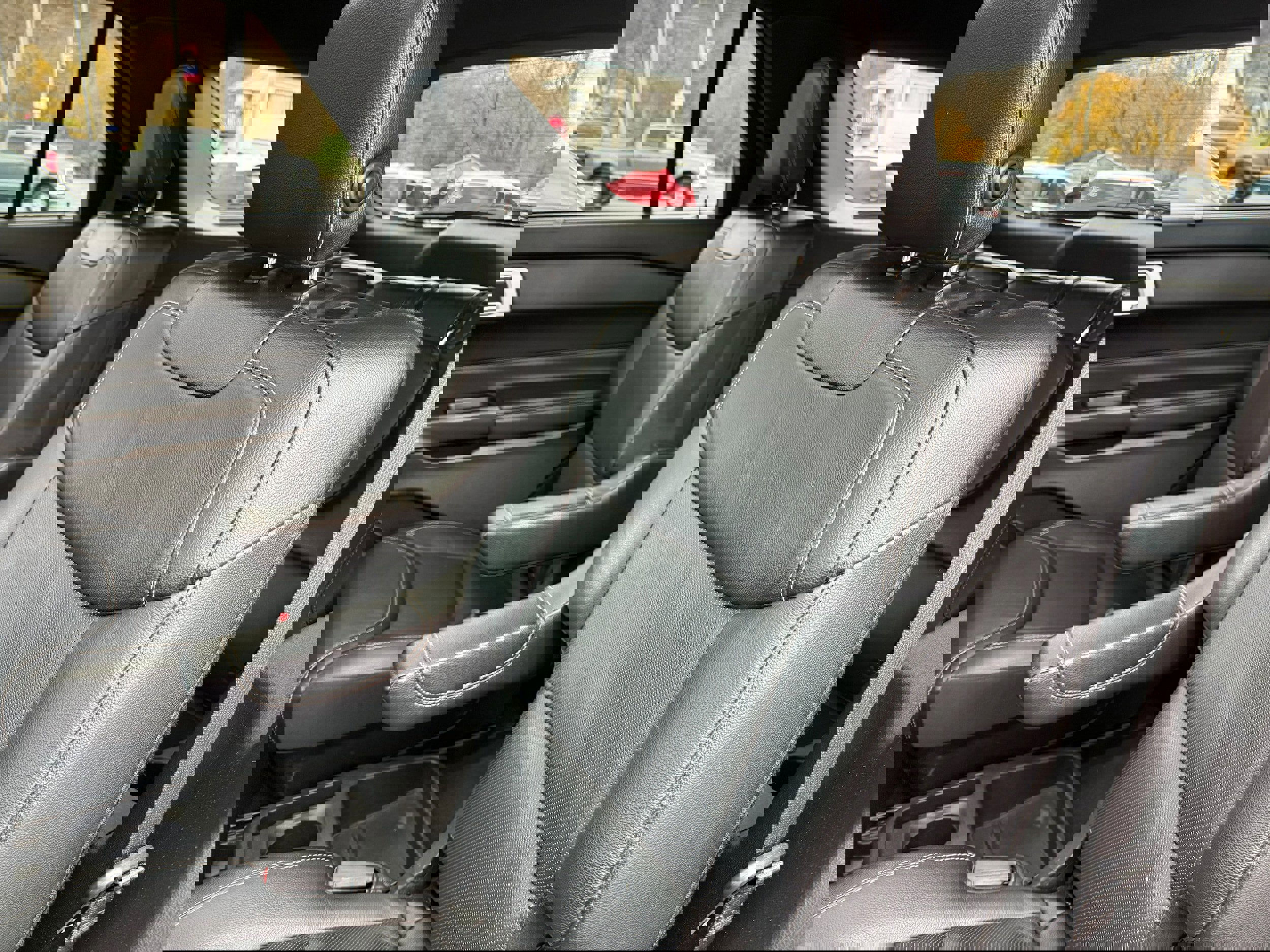 Certified 2020 Ford Explorer ST w/ Premium Technology Package image 15