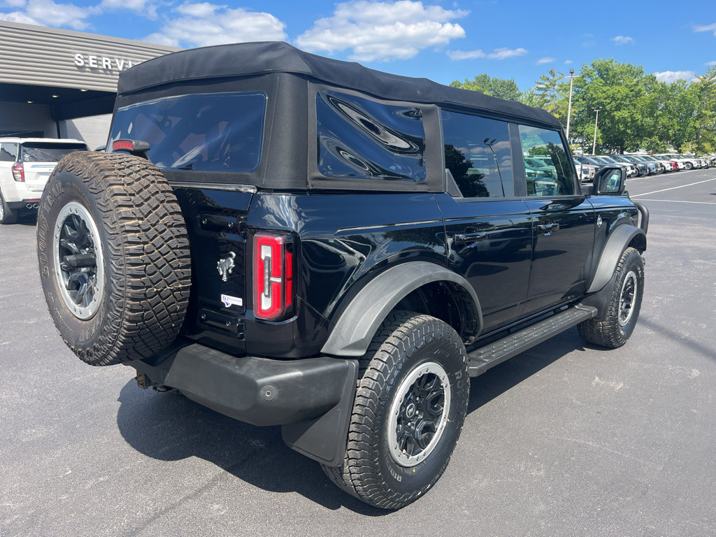 Certified 2022 Ford Bronco Outer Banks w/ Sasquatch Package AWD/4WD image 8