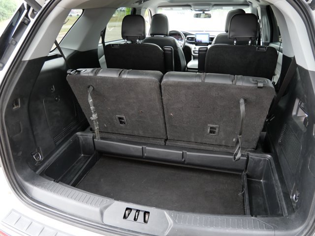 Certified 2023 Ford Explorer XLT w/ Equipment Group 202A AWD/4WD image 10