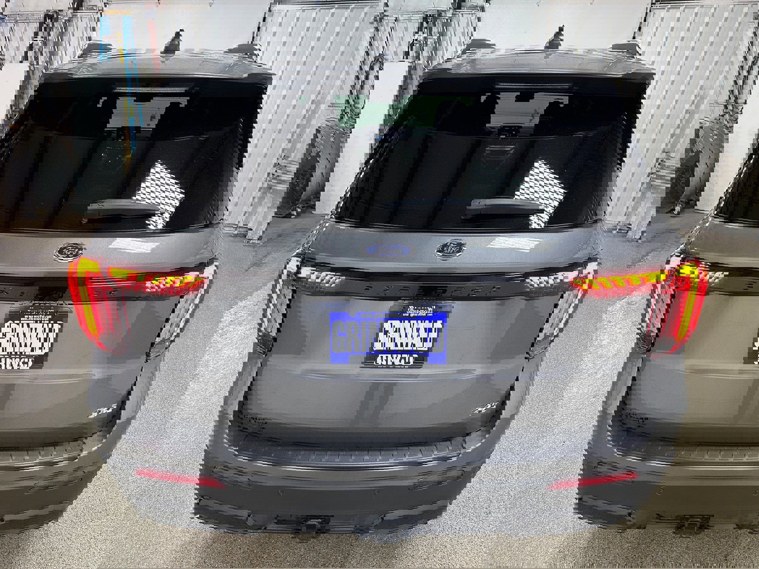 Certified 2025 Ford Explorer ST-Line image 4