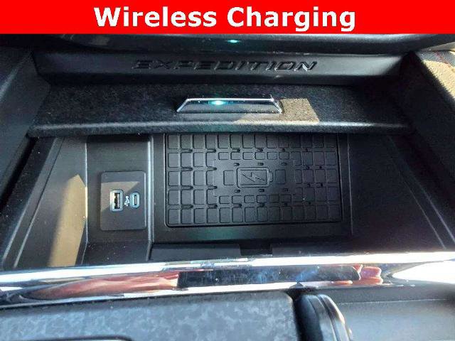 Certified 2022 Ford Expedition Max Limited image 18