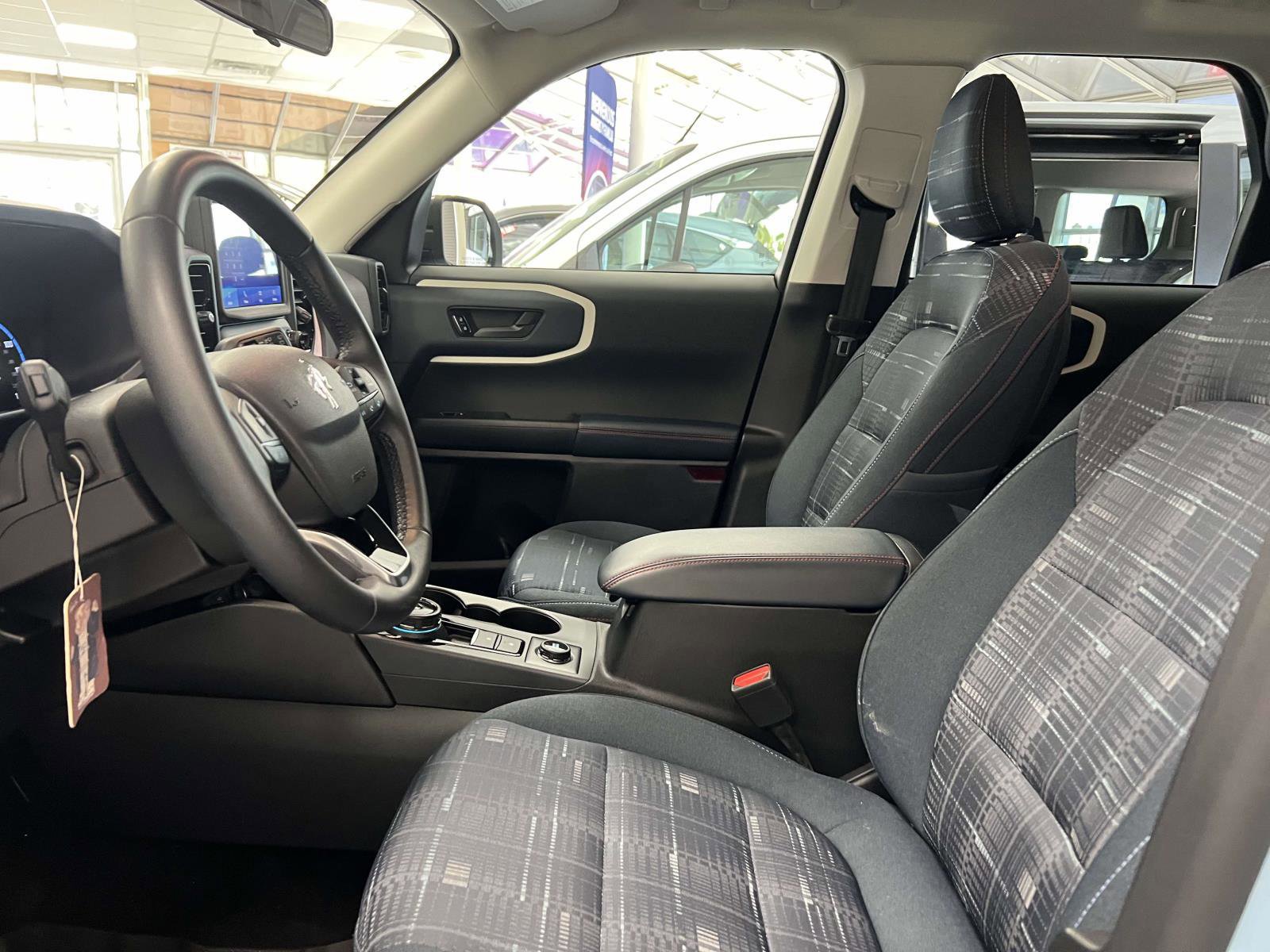 Certified 2024 Ford Bronco Sport Heritage w/ Heritage Convenience Package image 18