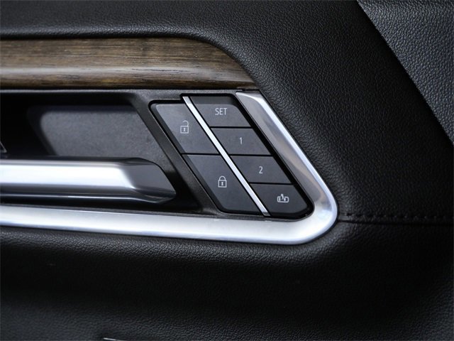 Used 2023 Chevrolet Silverado 1500 High Country w/ Technology Package image 28