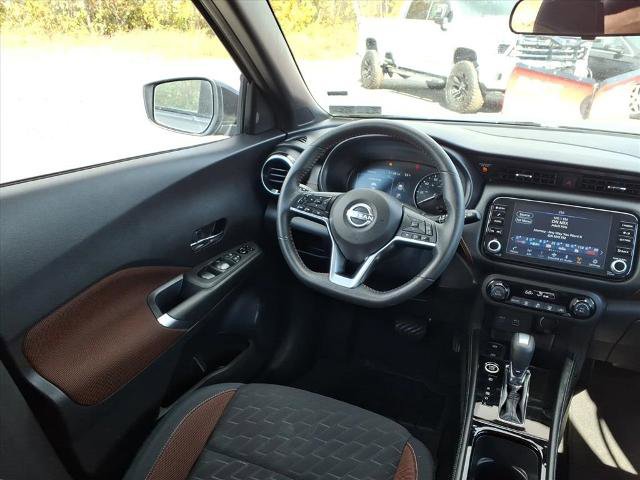 Used 2024 Nissan Kicks SR image 14