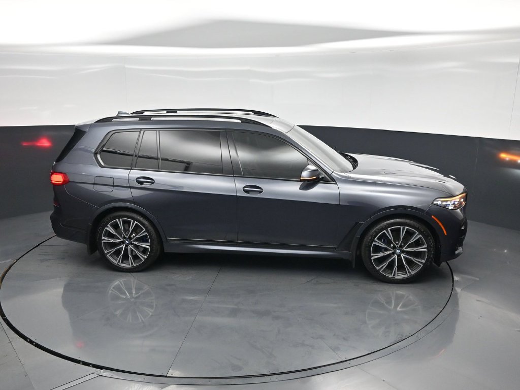 Used 2020 BMW X7 M50i w/ Dynamic Handling Package AWD/4WD image 53