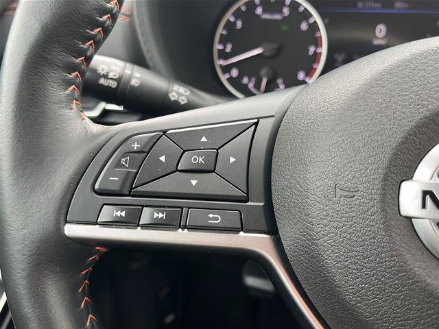 Used 2023 Nissan Sentra SR w/ SR Premium Package FWD image 21