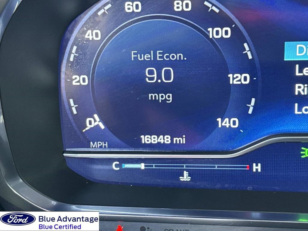 Used 2024 Chevrolet Tahoe Z71 w/ Luxury Package image 2