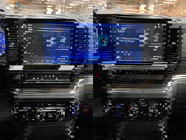 Used 2023 Chevrolet Silverado 1500 LT Trail Boss w/ Convenience Package II image 8