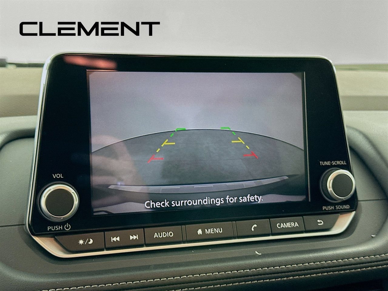 Used 2023 Nissan Rogue SV FWD image 20