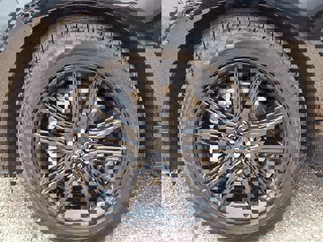 Certified 2024 Ford Edge ST-Line image 27