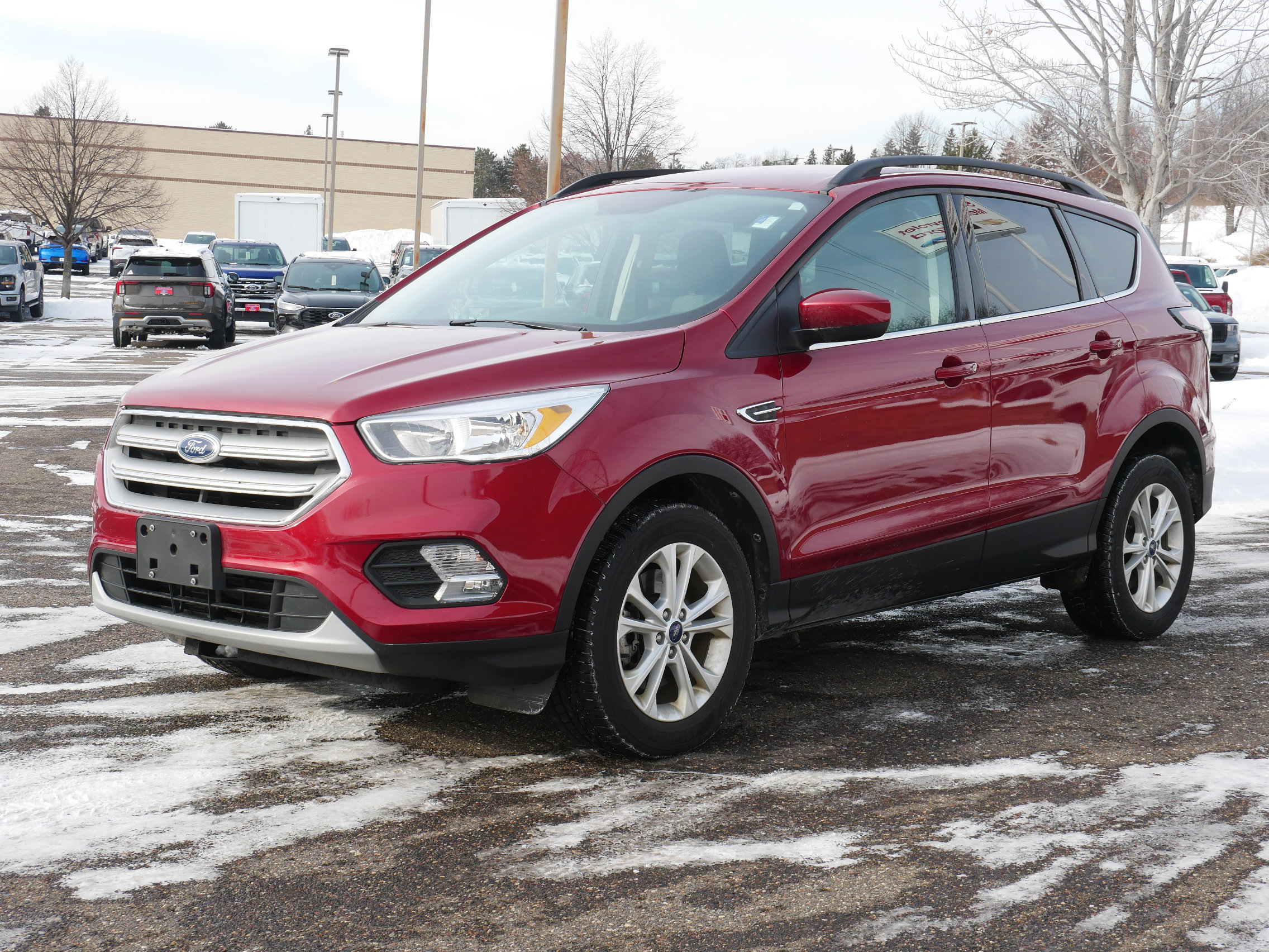 Certified 2018 Ford Escape SE image 3