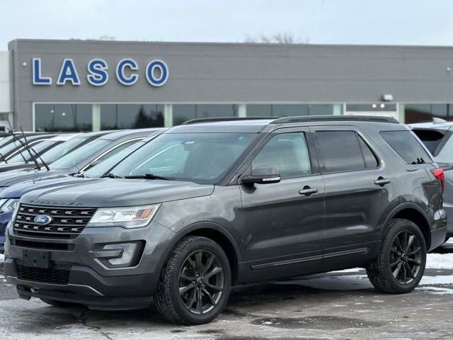 Certified 2017 Ford Explorer XLT w/ Equipment Group 202A image 1