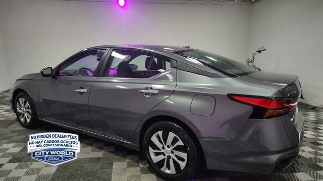 Used 2025 Nissan Altima 2.5 S FWD image 5