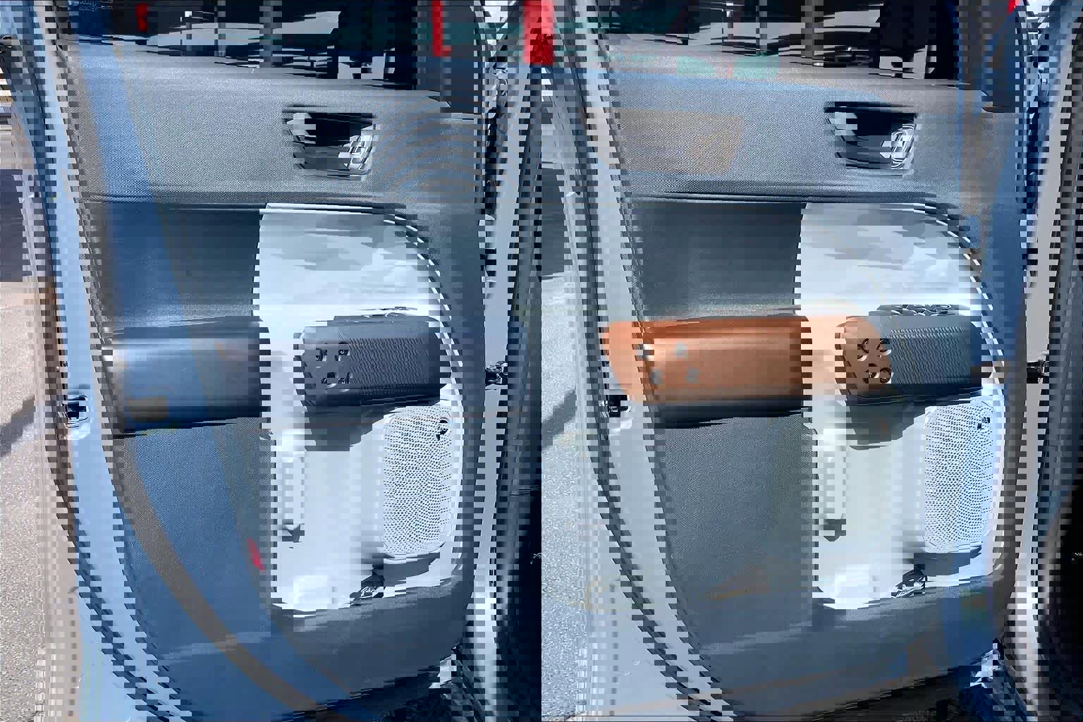 Certified 2024 Ford Maverick Lariat image 22