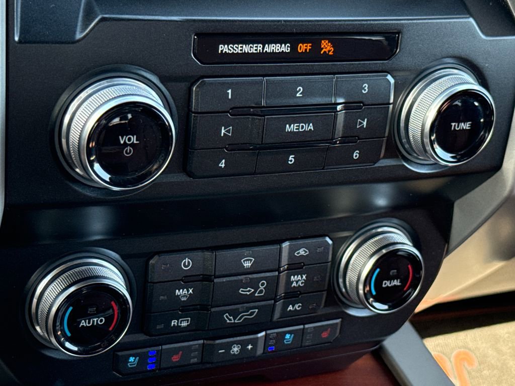 Certified 2019 Ford F150 King Ranch w/ Equipment Group 601A Luxury image 23