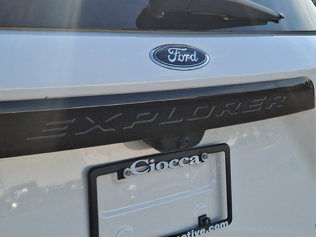 Certified 2024 Ford Explorer ST-Line w/ Class IV Trailer Tow Package AWD/4WD image 33