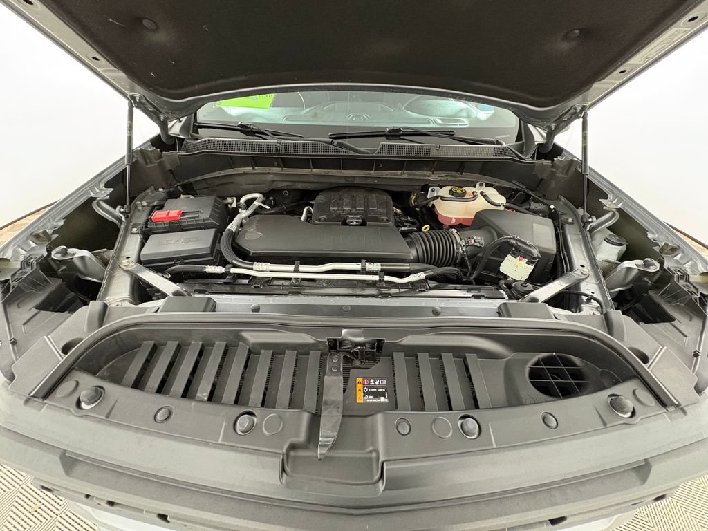 Used 2023 Chevrolet Silverado 1500 Custom RWD image 31