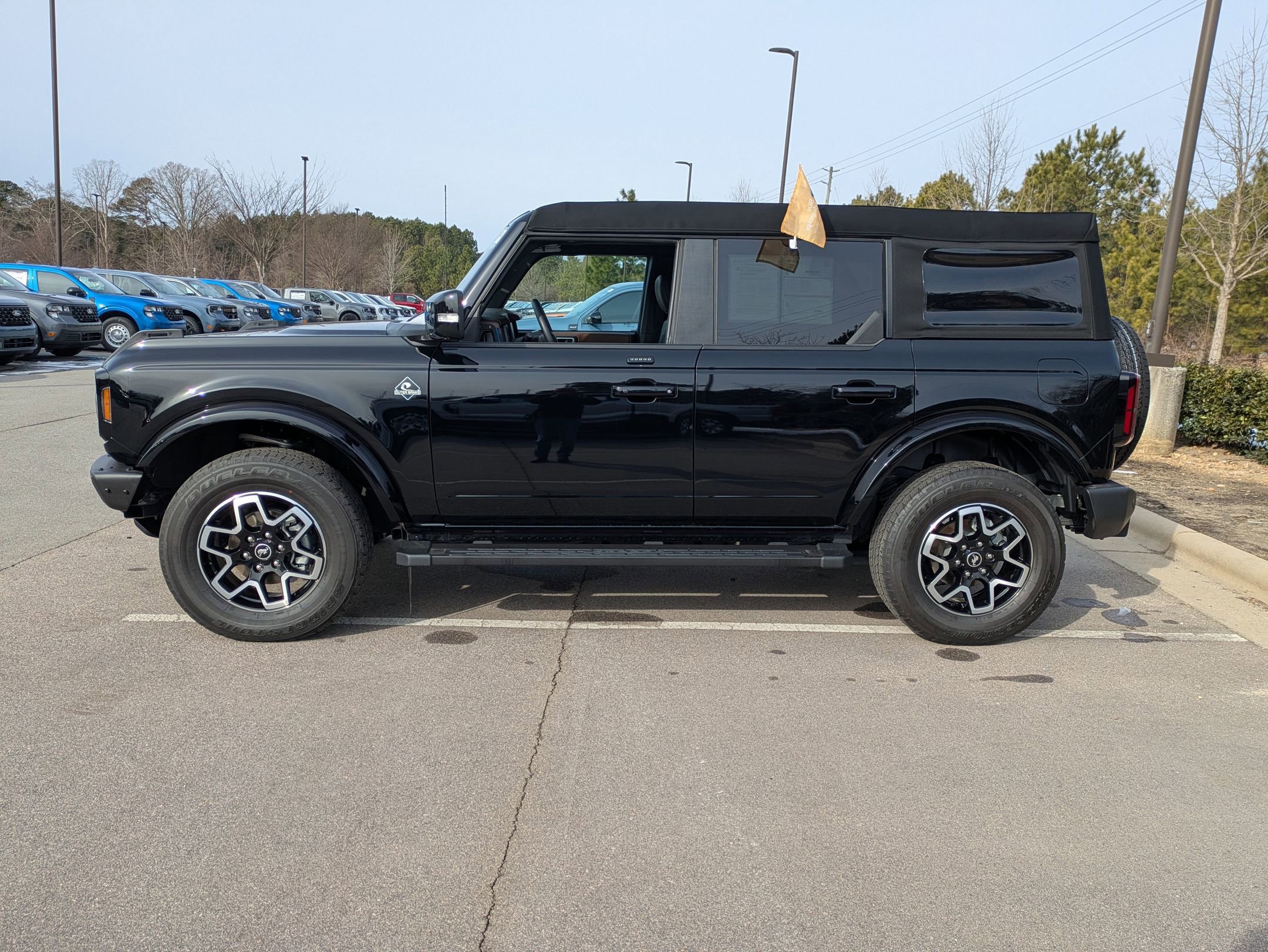 Certified 2023 Ford Bronco Outer Banks image 3