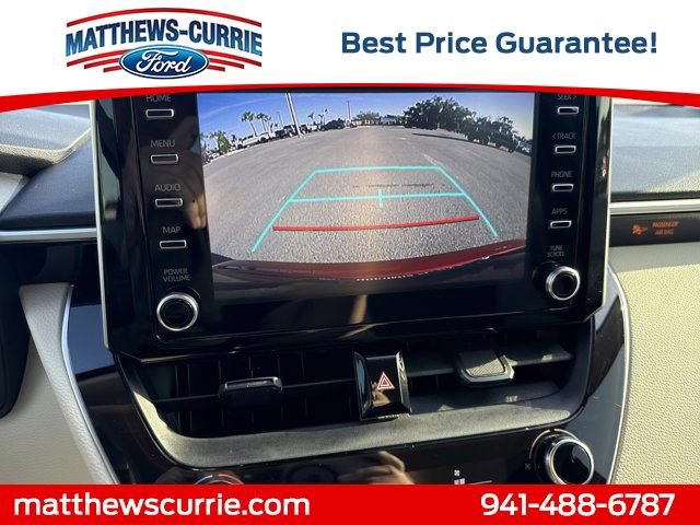 Used 2020 Toyota Corolla LE image 17