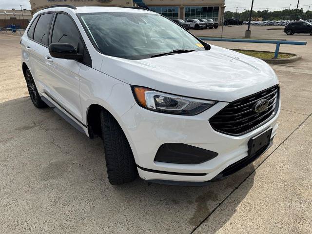 Certified 2022 Ford Edge SE w/ Black Appearance Package AWD/4WD image 18