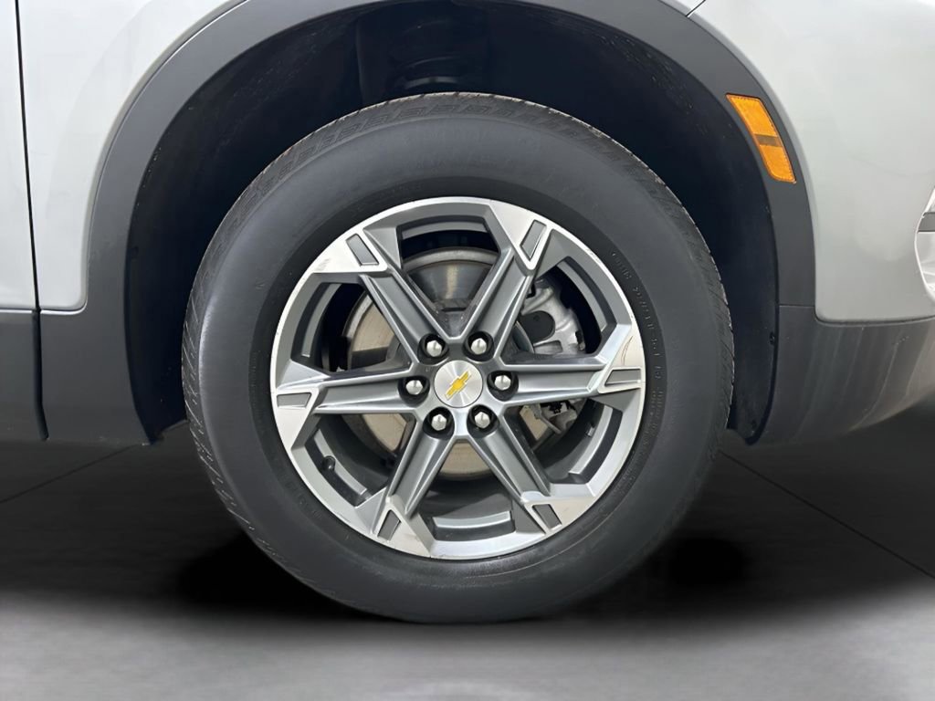 Used 2023 Chevrolet Blazer LT image 13