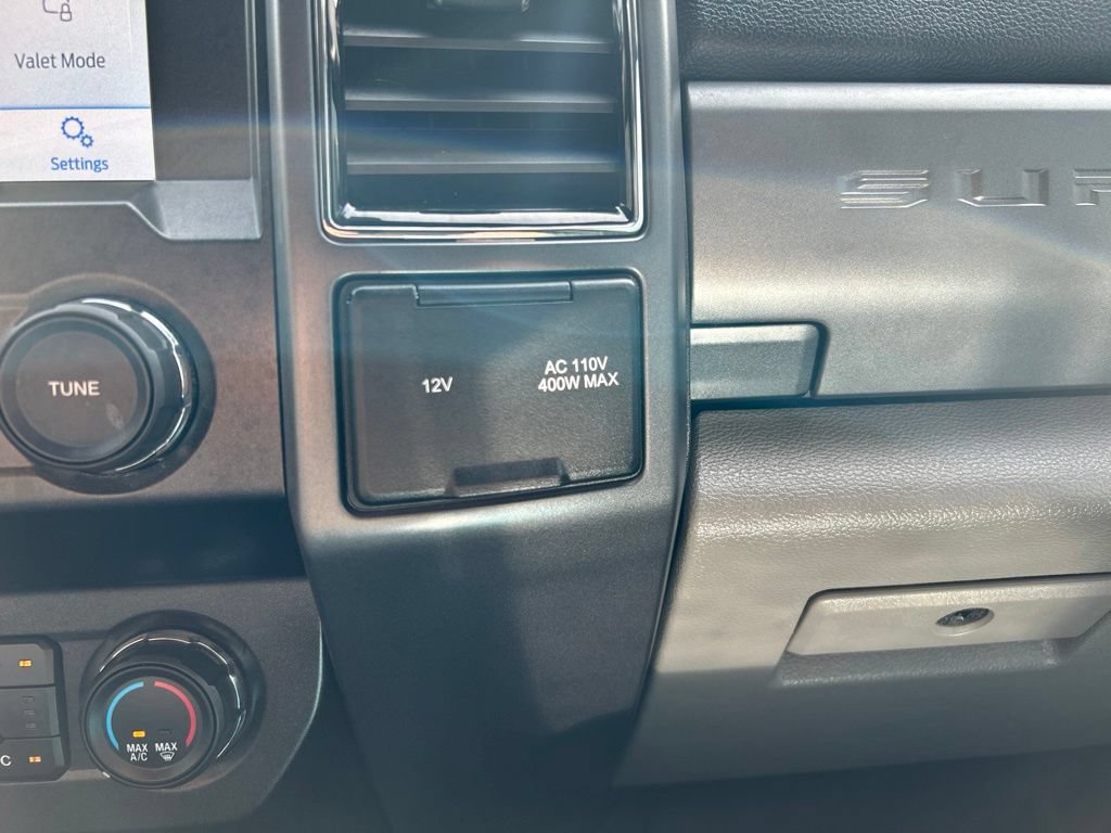 Certified 2022 Ford F350 XLT w/ XLT Premium Package AWD/4WD image 27