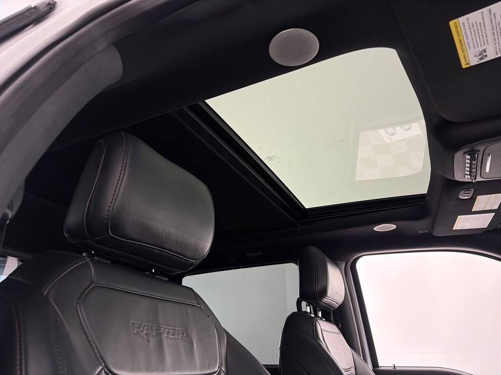 Certified 2022 Ford F150 Raptor w/ Raptor 37 Performance Package image 34