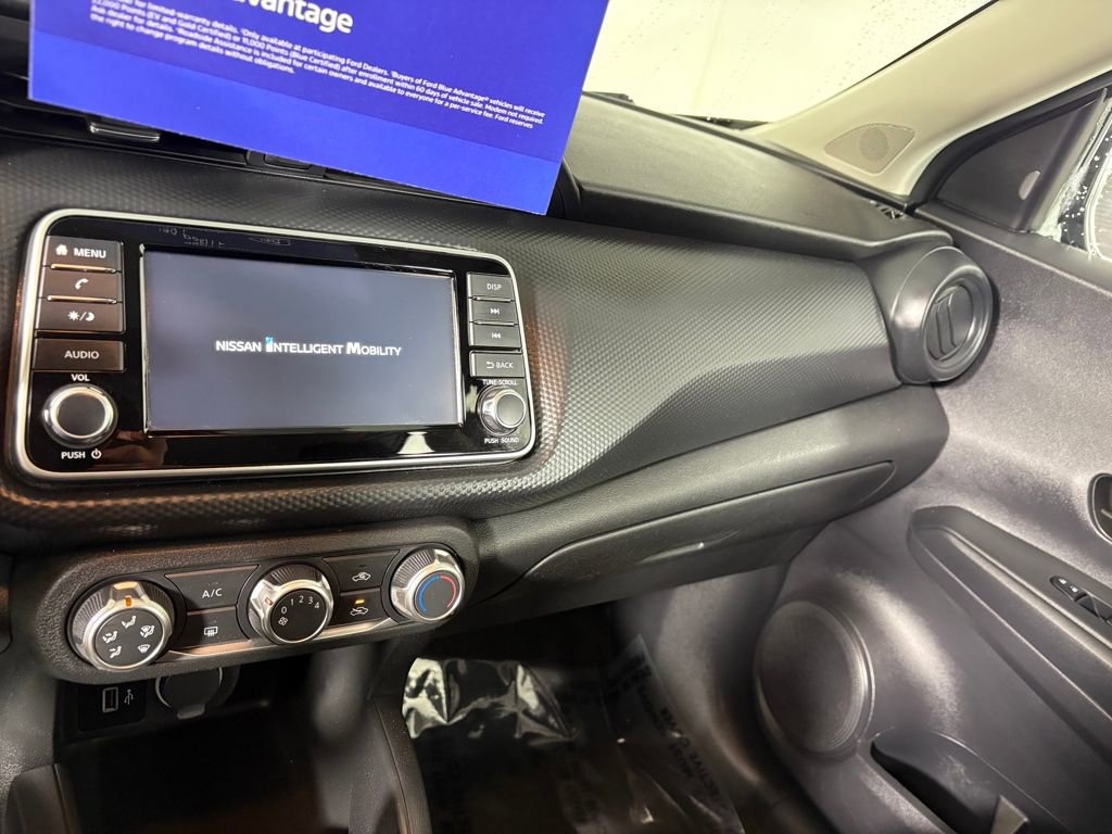 Used 2023 Nissan Kicks S image 17