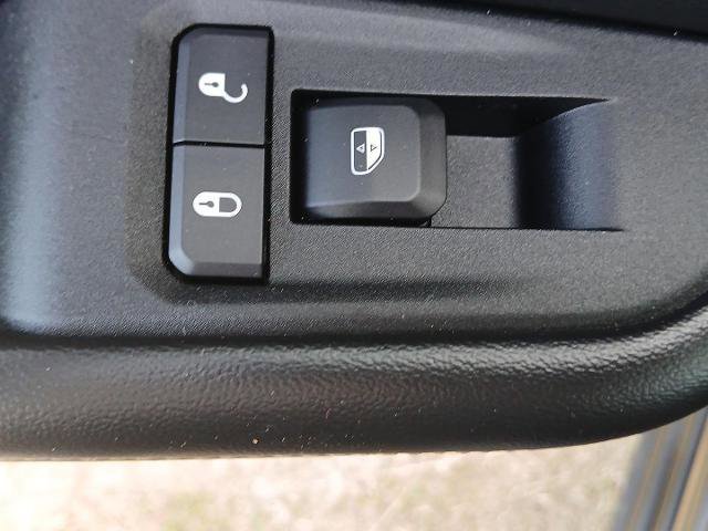 Used 2020 Jeep Grand Cherokee Limited w/ Luxury Group II image 23