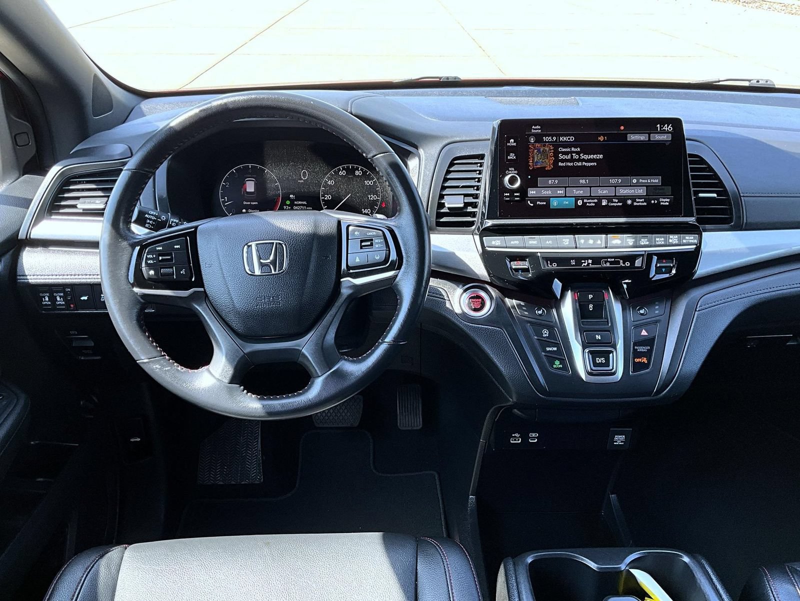 Used 2025 Honda Odyssey Sport-L image 12
