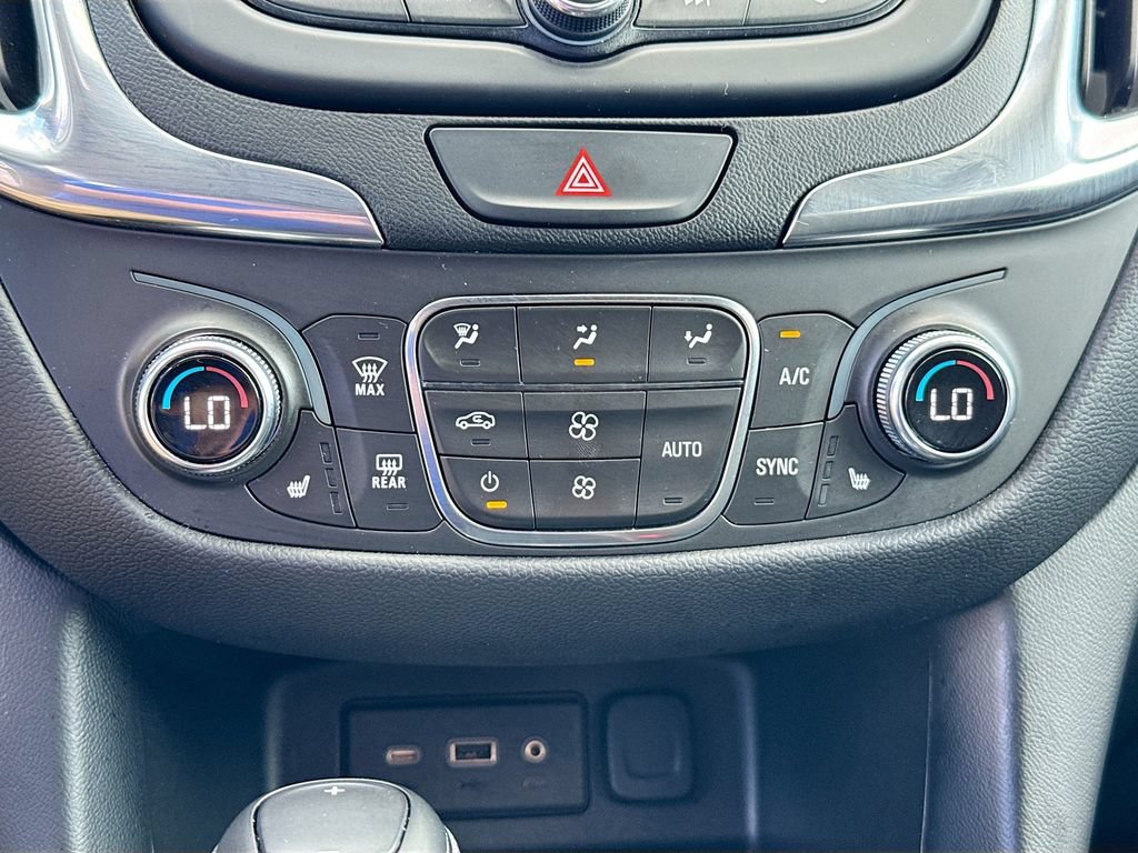 Used 2021 Chevrolet Equinox LT FWD image 17
