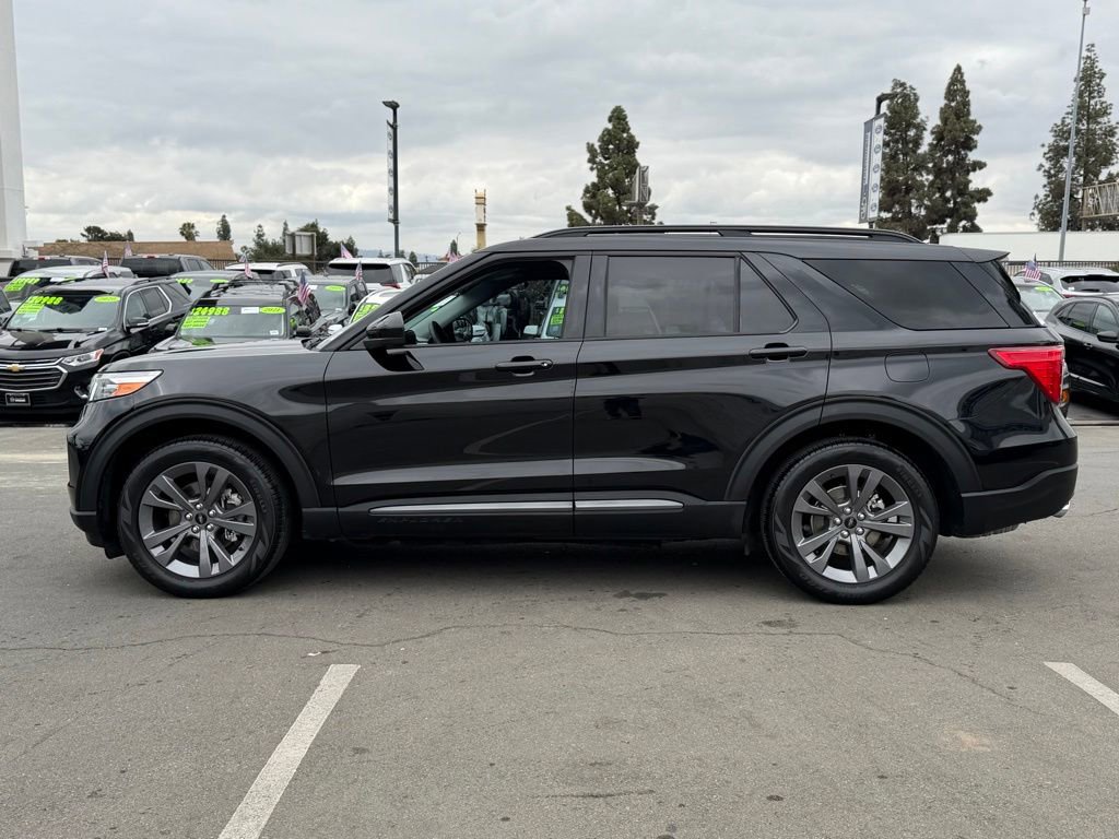 Certified 2023 Ford Explorer XLT w/ Equipment Group 202A RWD image 10