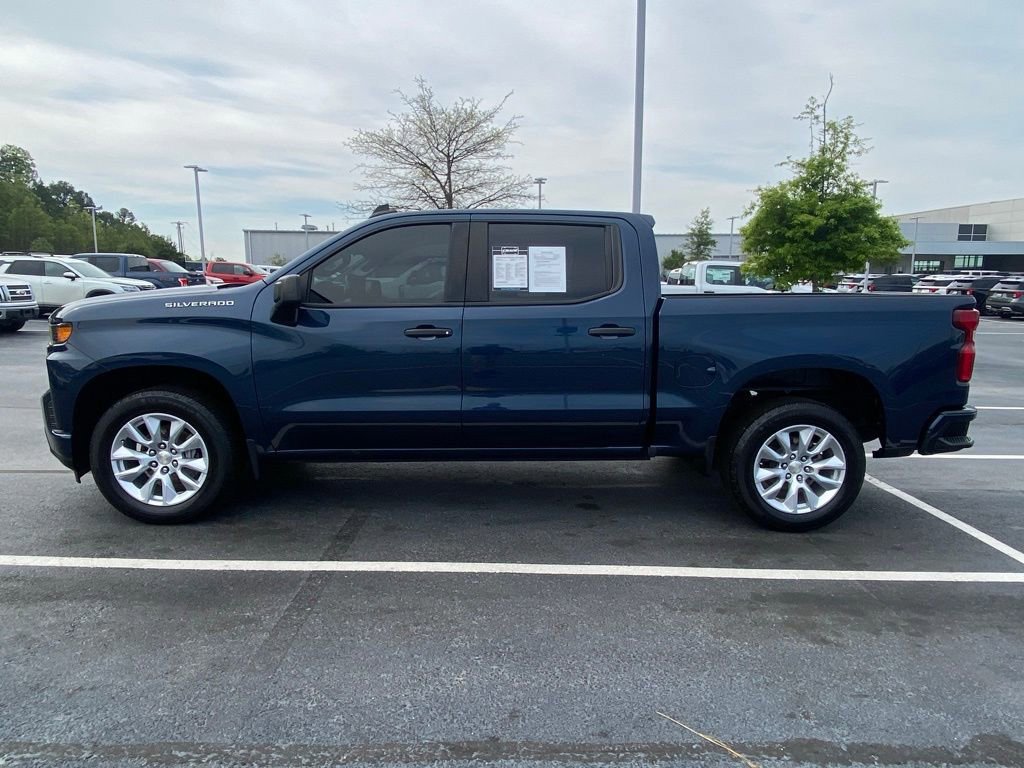 Used 2020 Chevrolet Silverado 1500 Custom w/ Custom Value Package image 2