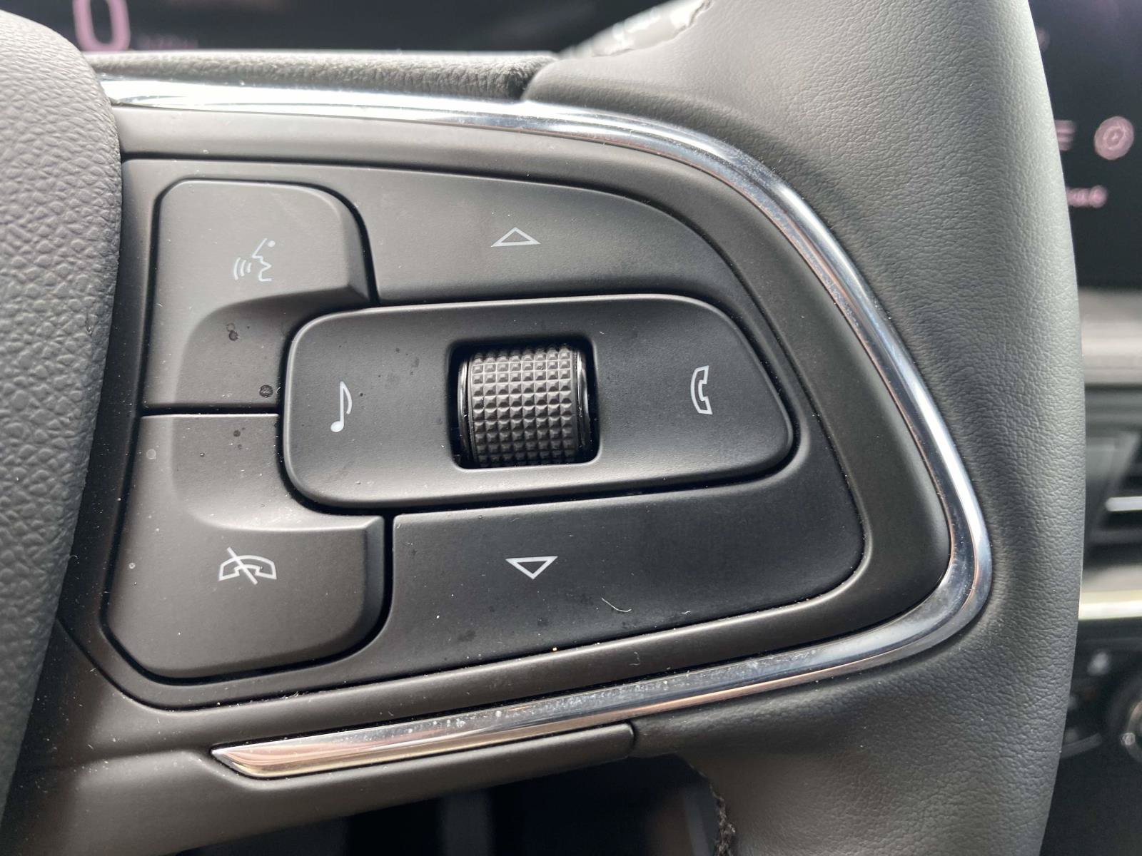 Used 2026 Buick Encore GX Sport Touring w/ Comfort Package FWD image 21