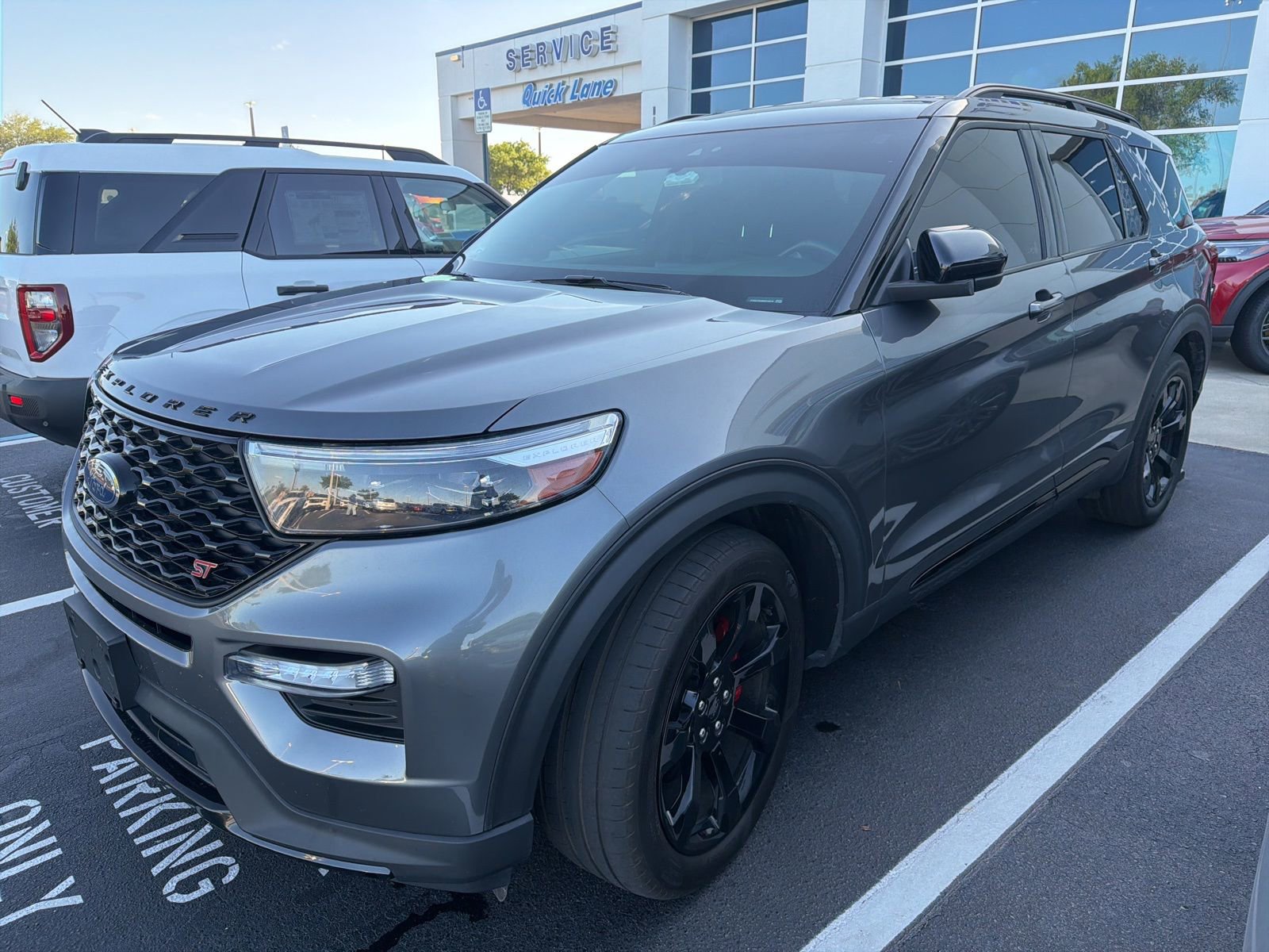 Certified 2022 Ford Explorer ST w/ ST Street Pack RWD image 7