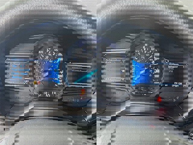 Certified 2024 Ford Edge SE w/ Black Appearance Package image 12