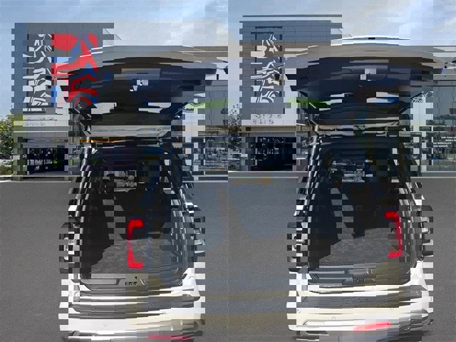 Certified 2022 Ford Expedition Max Limited image 8