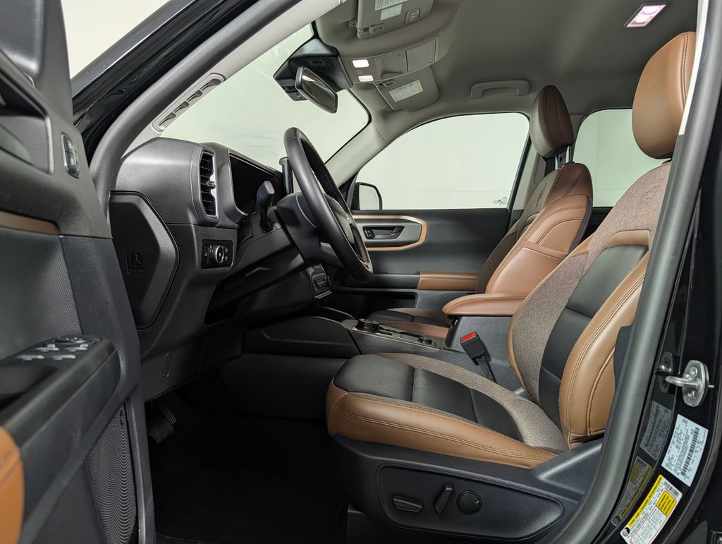 Certified 2025 Ford Bronco Sport Outer Banks w/ Outer Banks Tech Package+ AWD/4WD image 10