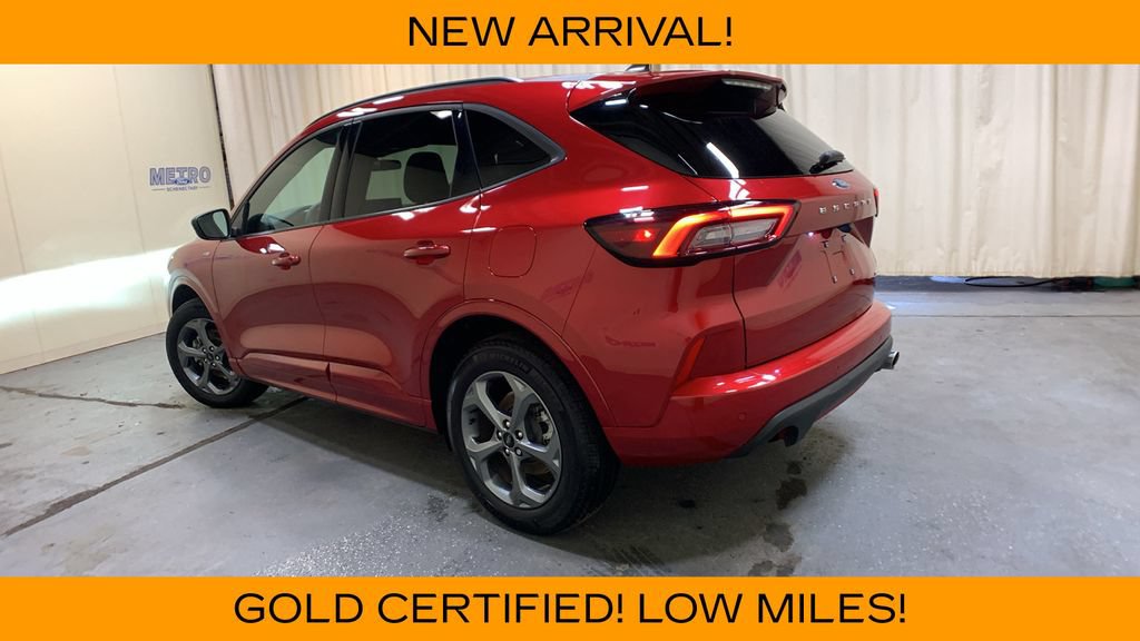 Certified 2024 Ford Escape ST-Line w/ Tech Pack #1 AWD/4WD image 5