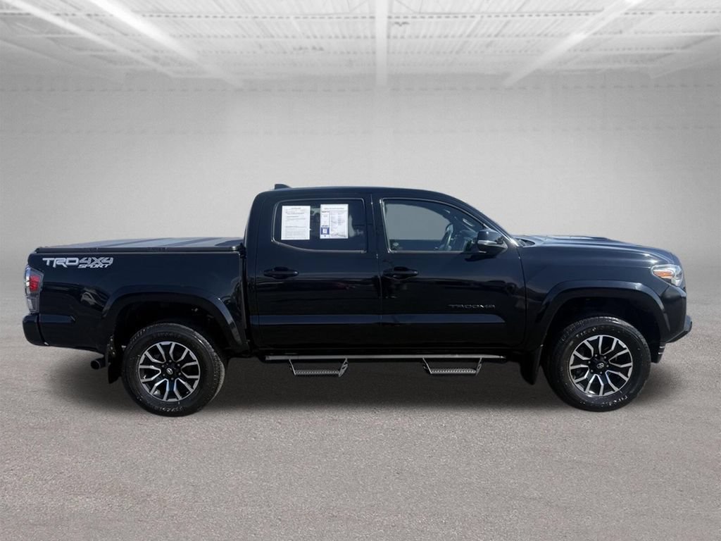 Used 2021 Toyota Tacoma TRD Sport AWD/4WD image 3