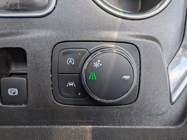 Used 2022 Chevrolet Traverse High Country image 24